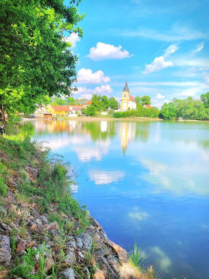Penzion Kravin Bosilec Buitenkant foto
